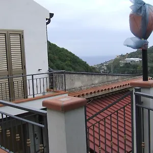 Appartamento Relax Vista Eolie, Piraino