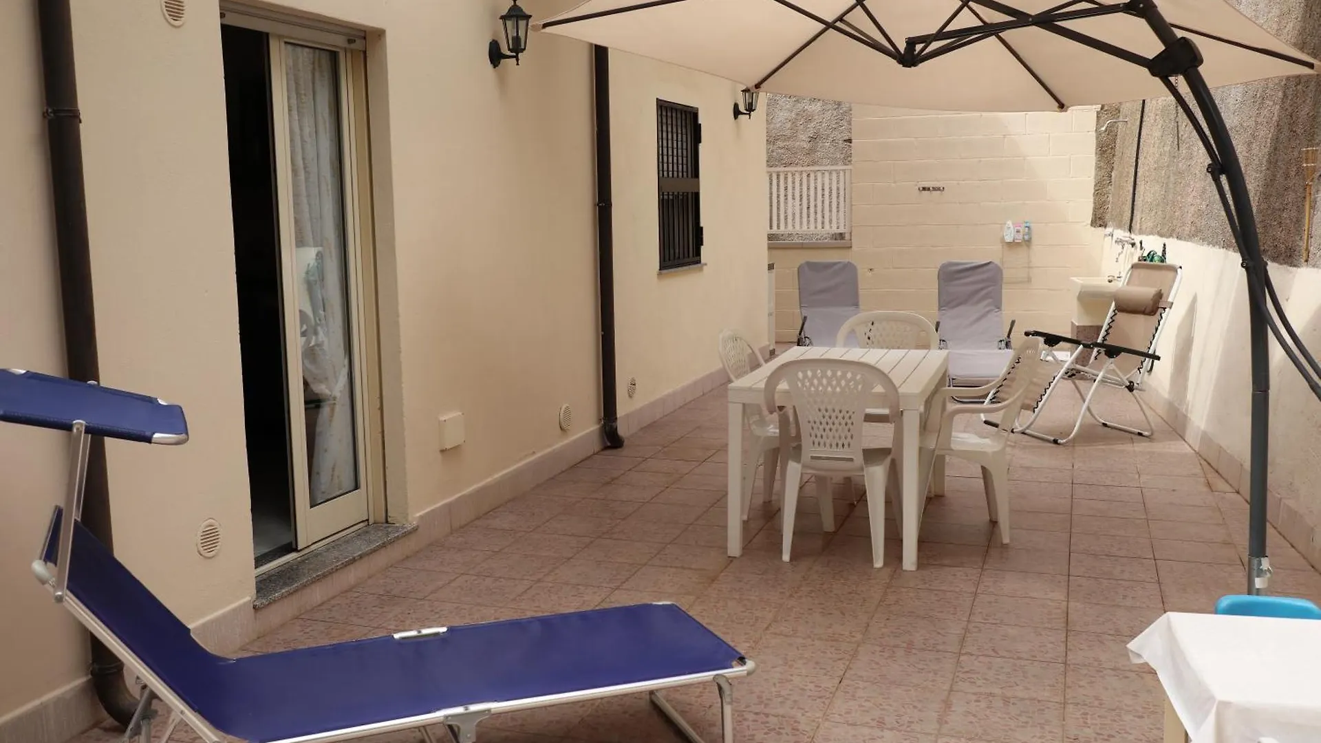 Casa Il Sole Apartment Piraino